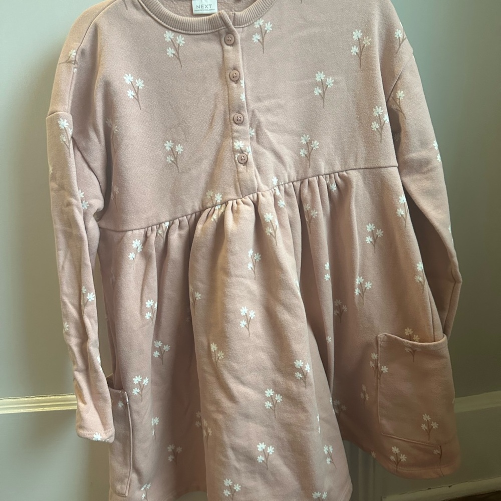 Unworn pink, sweat-dress, size 6-7, girls.